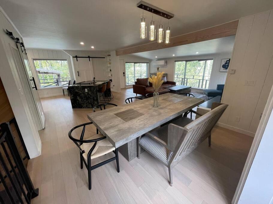 The River House Grants Pass Extérieur photo