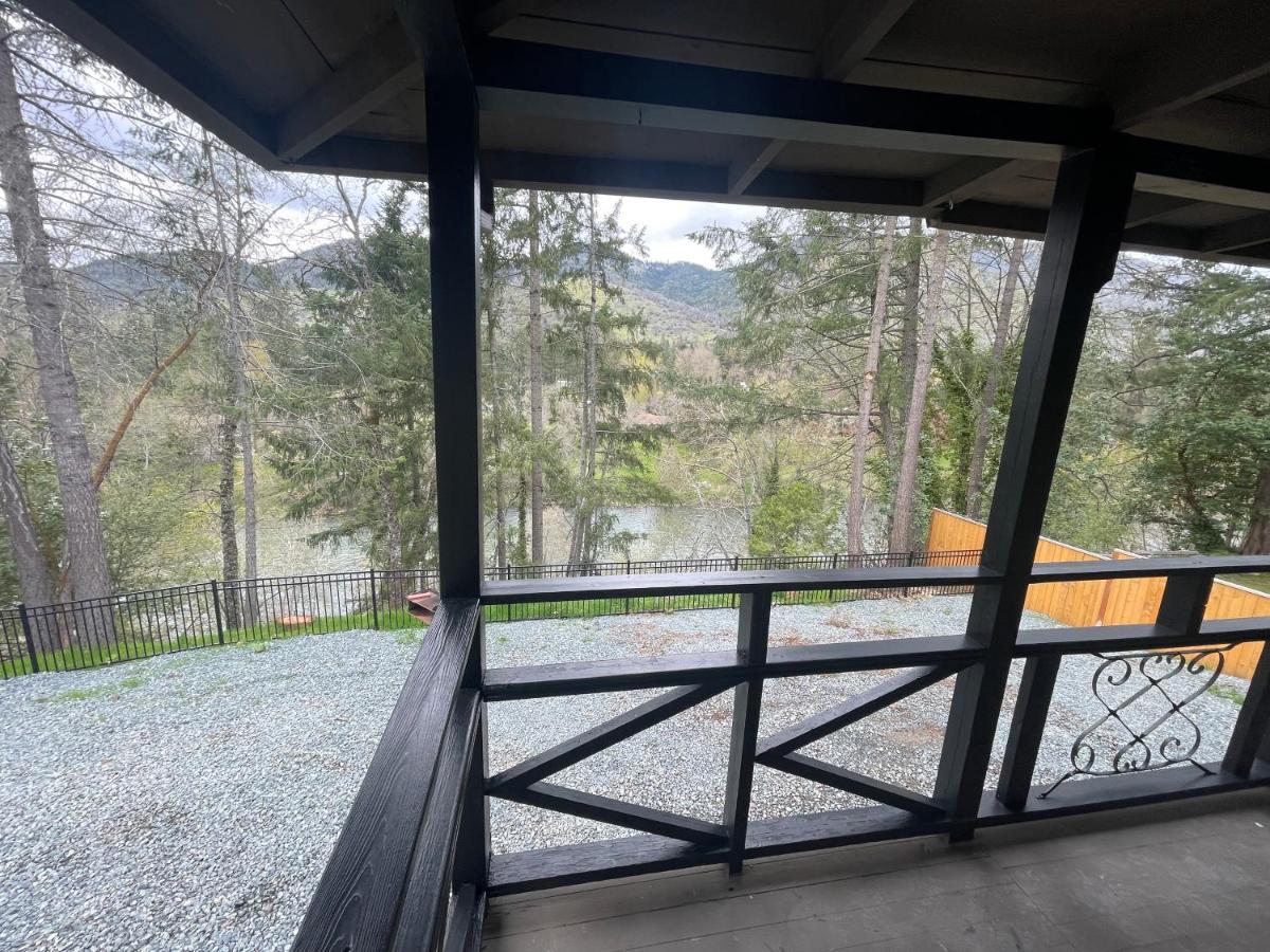 The River House Grants Pass Extérieur photo
